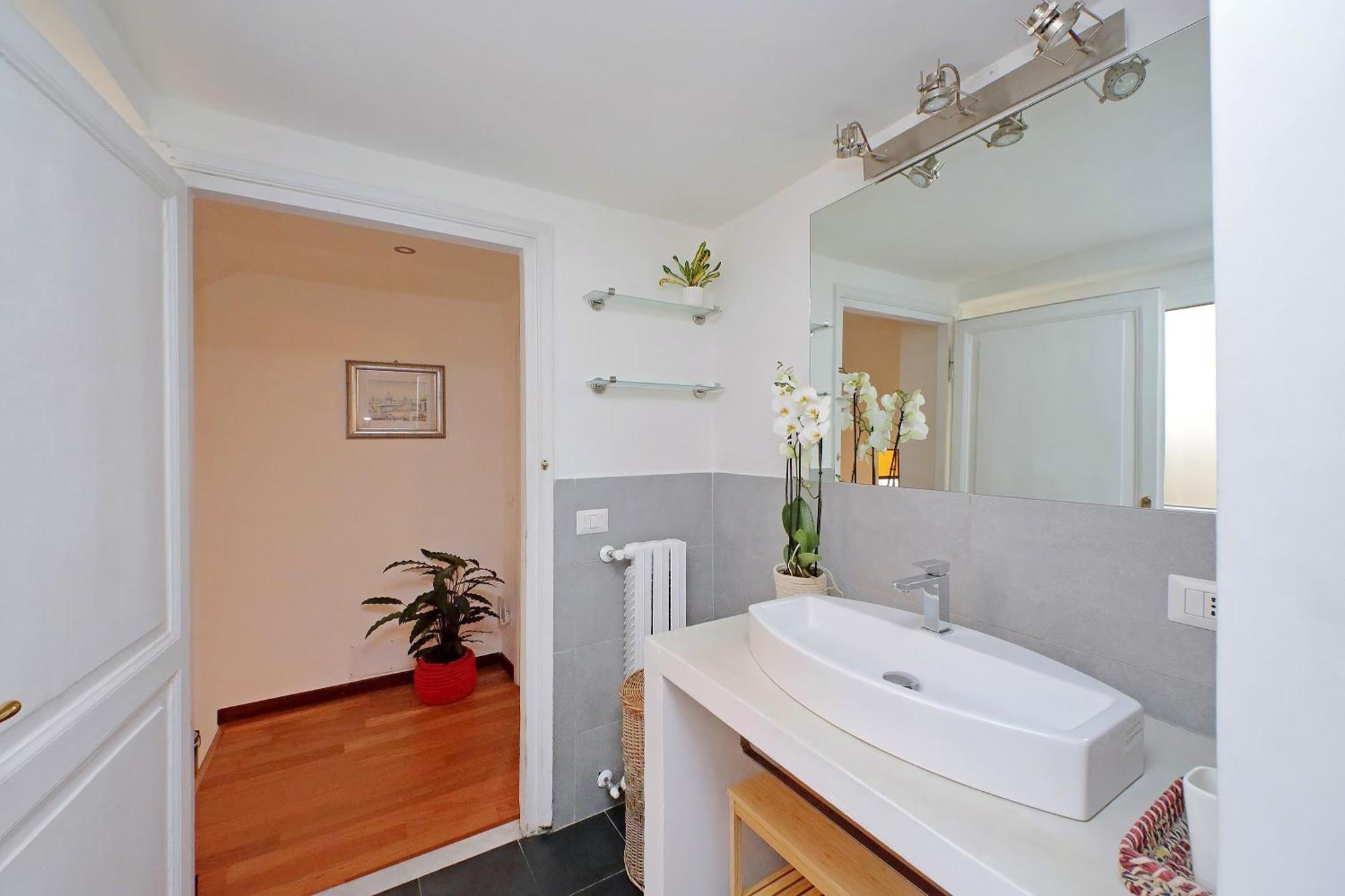 Campo Dei Fiori Con Terrazzo Apartment Рим Екстериор снимка